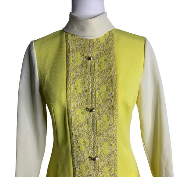 Vintage 60s 2 Piece Stretch Knit Pant Set S Yellow High Neck Pockets Zipper - Picture 3 of 13